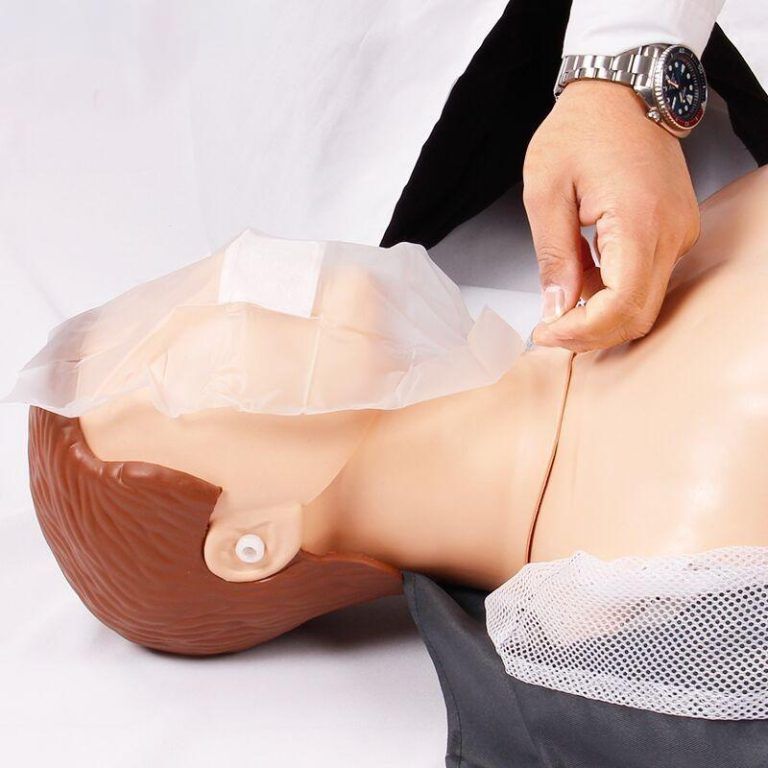 How Does CPR Face Shields Work in Emergencies